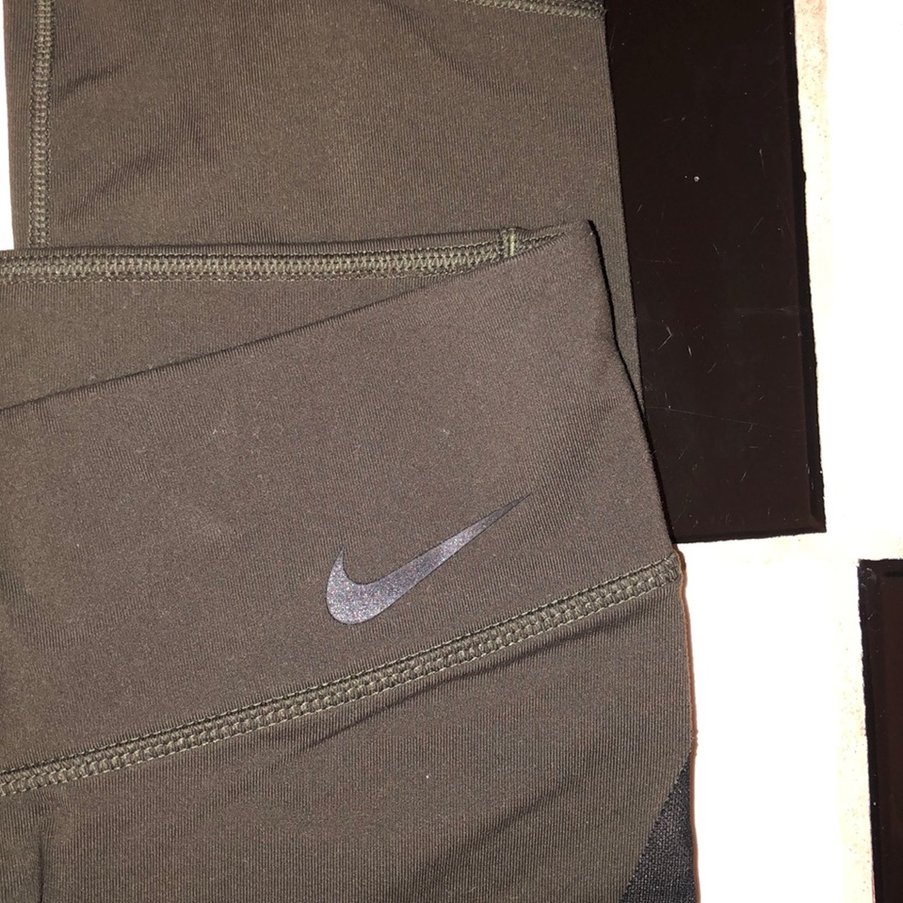Army Green Nike Leggings w/ mesh ankles!